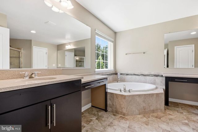 13506 EAGLES REST DR, Leesburg, VA 20176