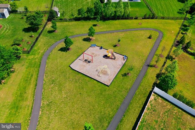 13506 EAGLES REST DR, Leesburg, VA 20176