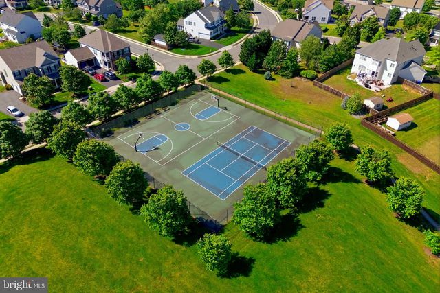 13506 EAGLES REST DR, Leesburg, VA 20176