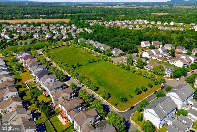 13506 EAGLES REST DR, Leesburg, VA 20176