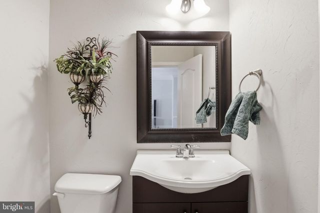 15507 BANJO CT, Woodbridge, VA 22193