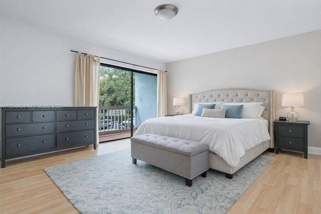 515 NE 38th St 10, Miami, FL 33137