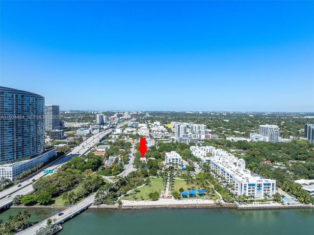 515 NE 38th St 10, Miami, FL 33137