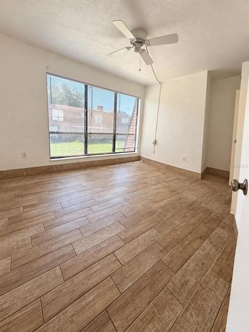 1836 N CRYSTAL LAKE DRIVE 20, Lakeland, FL 33801