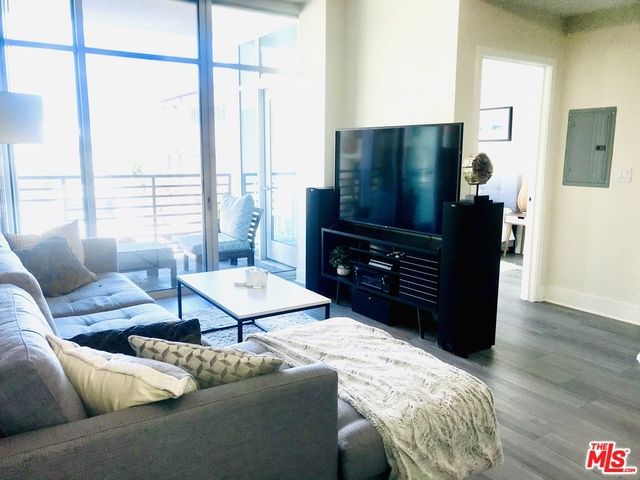1241 5TH Street 604, Santa Monica, CA 90401