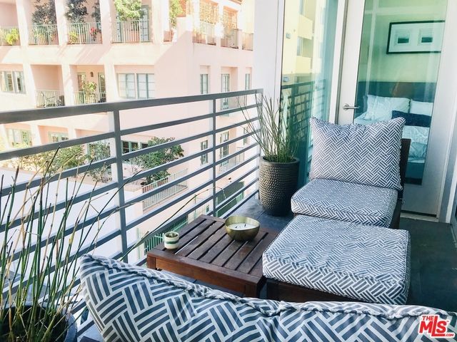 1241 5TH Street 604, Santa Monica, CA 90401