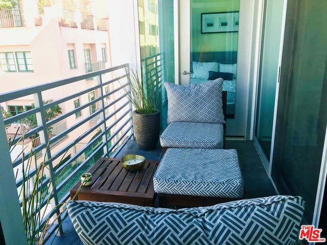 1241 5TH Street 604, Santa Monica, CA 90401