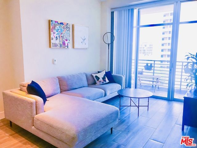 1241 5TH Street 604, Santa Monica, CA 90401