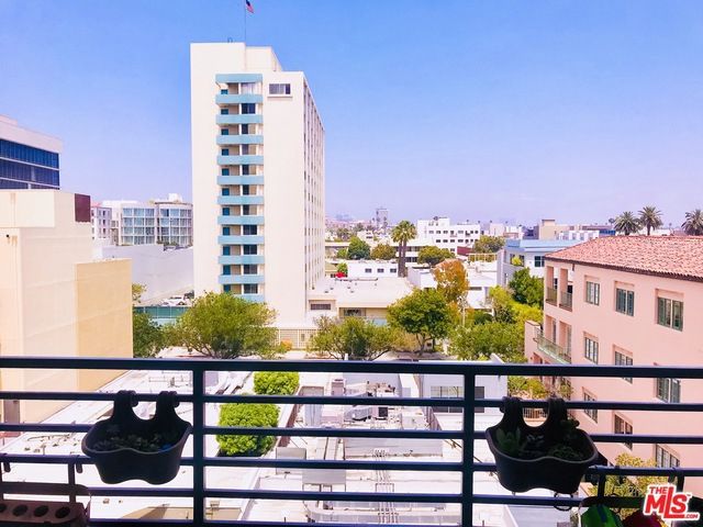 1241 5TH Street 604, Santa Monica, CA 90401