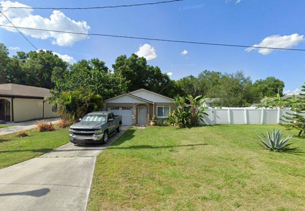 209 W PINELOCH AVENUE, Orlando, FL 32806