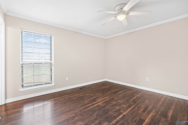 302 Glendale Avenue, Muscle Shoals, AL 35661