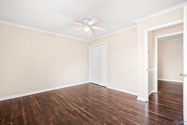 302 Glendale Avenue, Muscle Shoals, AL 35661