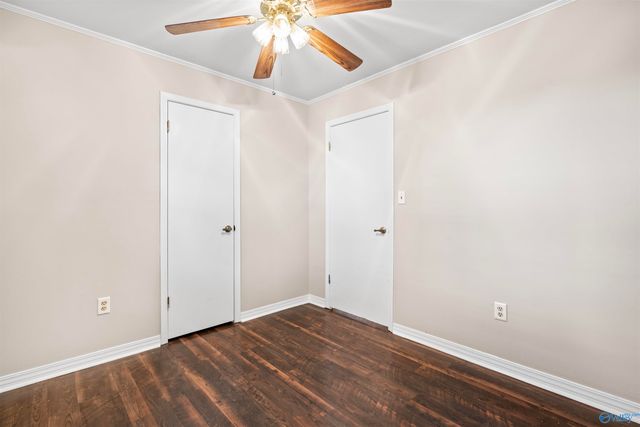 302 Glendale Avenue, Muscle Shoals, AL 35661