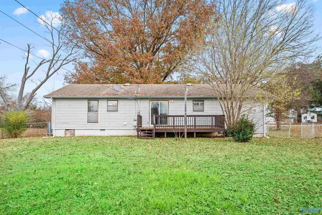 302 Glendale Avenue, Muscle Shoals, AL 35661