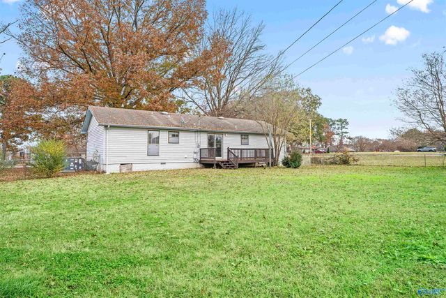 302 Glendale Avenue, Muscle Shoals, AL 35661