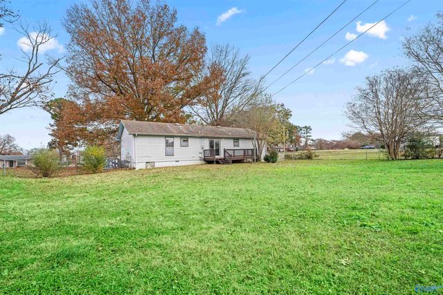 302 Glendale Avenue, Muscle Shoals, AL 35661
