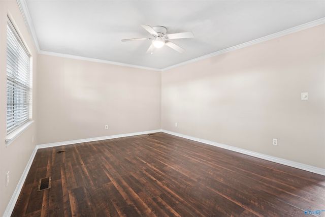 302 Glendale Avenue, Muscle Shoals, AL 35661