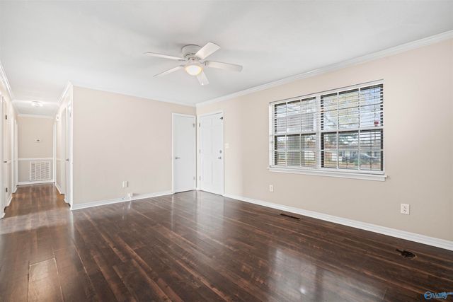 302 Glendale Avenue, Muscle Shoals, AL 35661