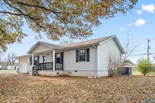 302 Glendale Avenue, Muscle Shoals, AL 35661