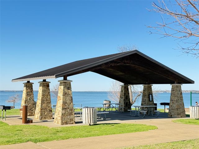 315 Smirl Drive, Heath, TX 75032