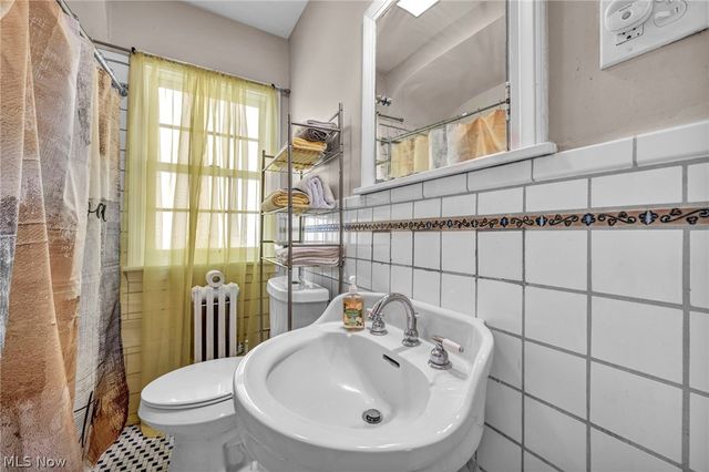 18428 Winslow Road, Shaker Heights, OH 44122