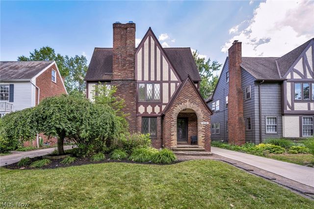 18428 Winslow Road, Shaker Heights, OH 44122
