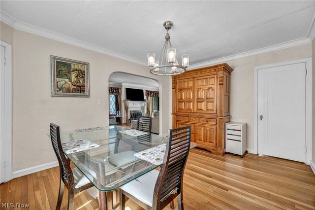 18428 Winslow Road, Shaker Heights, OH 44122