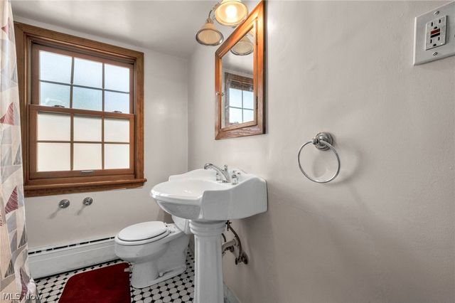18428 Winslow Road, Shaker Heights, OH 44122