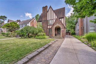 18428 Winslow Road, Shaker Heights, OH 44122