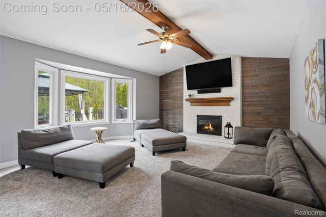 8876 Wintercove Drive, Commerce Charter Township, MI 48382