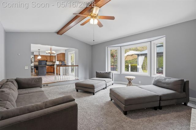 8876 Wintercove Drive, Commerce Charter Township, MI 48382