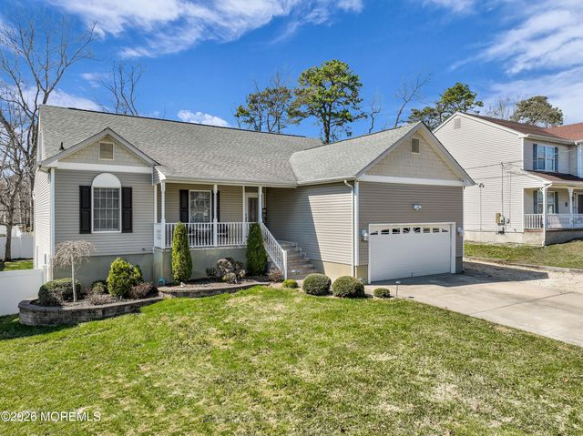 108 Bark Road, Manahawkin, NJ 08050