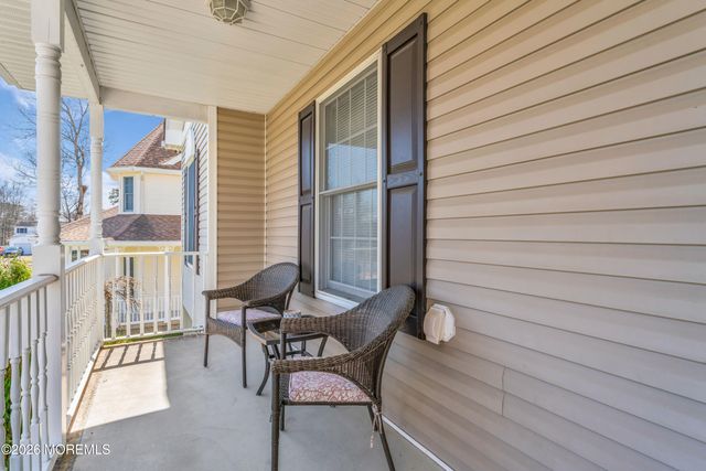 108 Bark Road, Manahawkin, NJ 08050