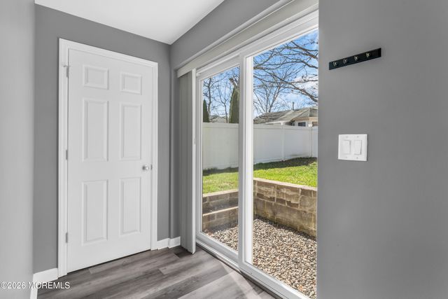 108 Bark Road, Manahawkin, NJ 08050