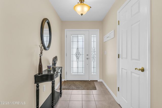 108 Bark Road, Manahawkin, NJ 08050