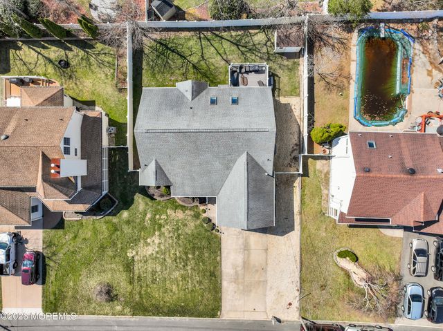 108 Bark Road, Manahawkin, NJ 08050