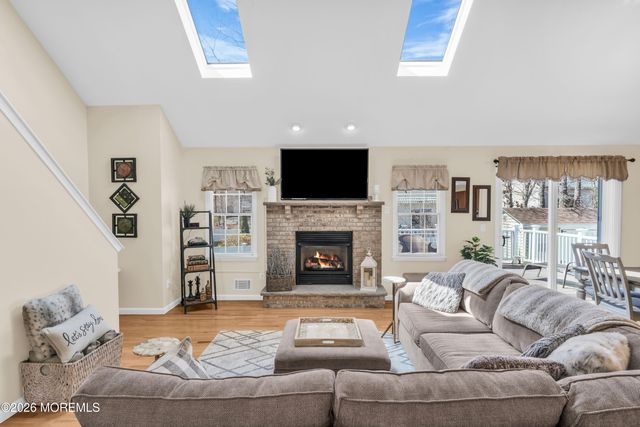 108 Bark Road, Manahawkin, NJ 08050