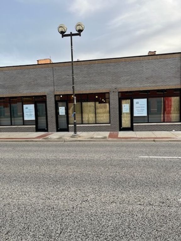 5307 W 95th Street 5309, Oak Lawn, IL 60453