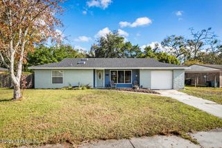 779 PERRYMAN Lane E, Jacksonville, FL 32221