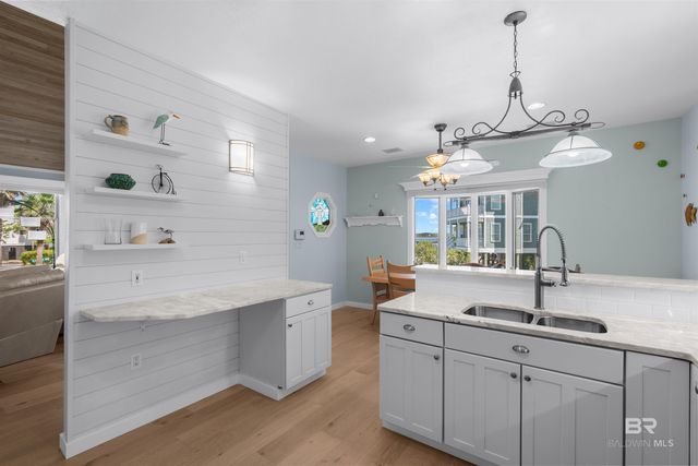 5201 Skiff Lane, Gulf Shores, AL 36542