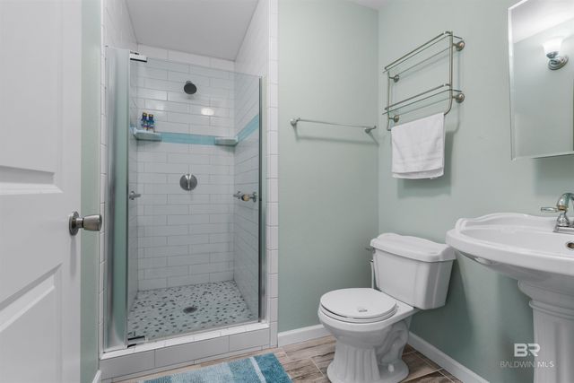 5201 Skiff Lane, Gulf Shores, AL 36542