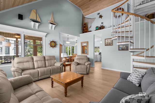 5201 Skiff Lane, Gulf Shores, AL 36542