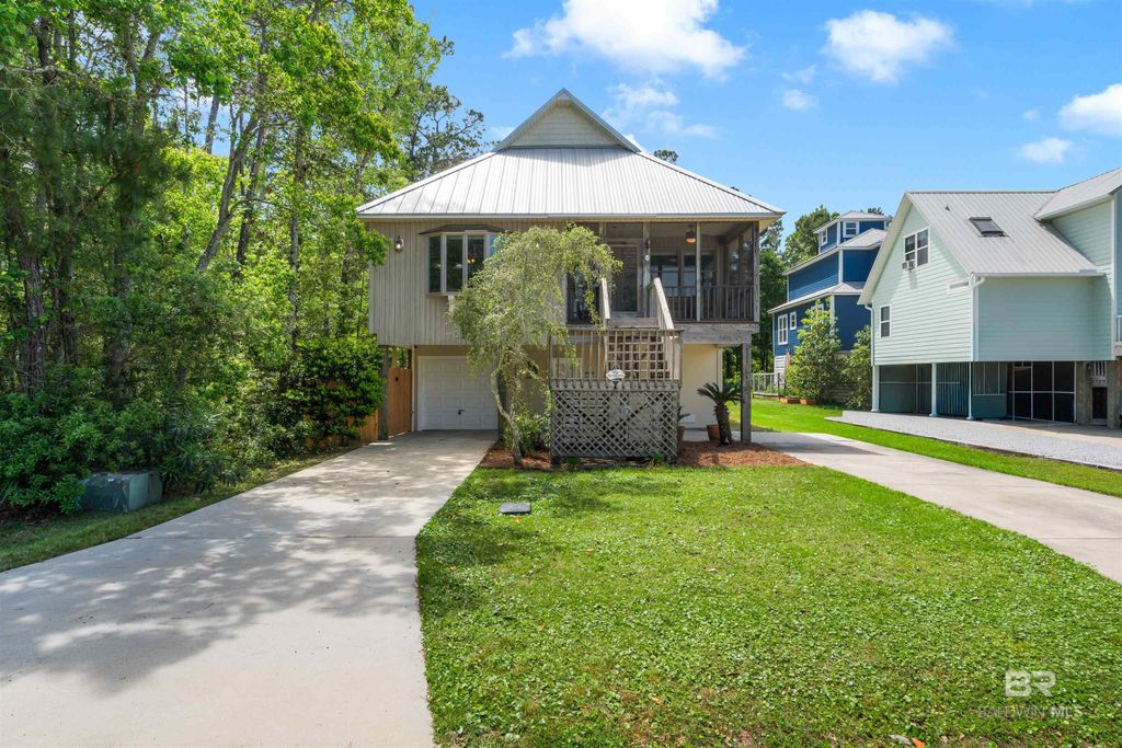 5201 Skiff Lane, Gulf Shores, AL 36542