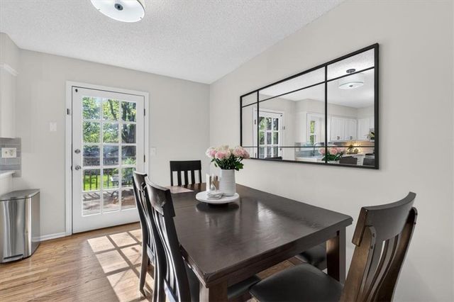 12404 S Seminole Drive, Olathe, KS 66062