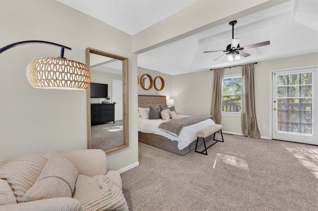 12404 S Seminole Drive, Olathe, KS 66062