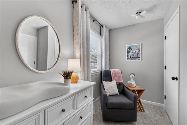12404 S Seminole Drive, Olathe, KS 66062