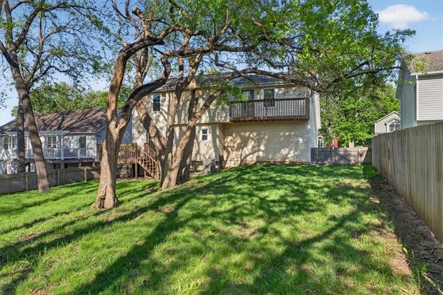 12404 S Seminole Drive, Olathe, KS 66062