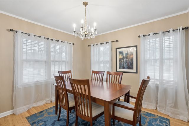 4338 Franklin Avenue, Des Moines, IA 50310