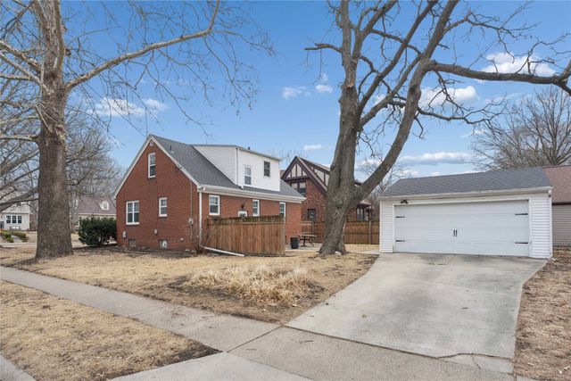 4338 Franklin Avenue, Des Moines, IA 50310