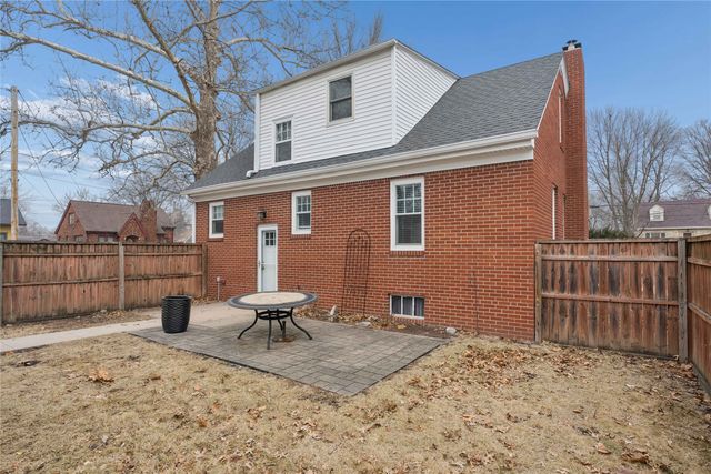 4338 Franklin Avenue, Des Moines, IA 50310